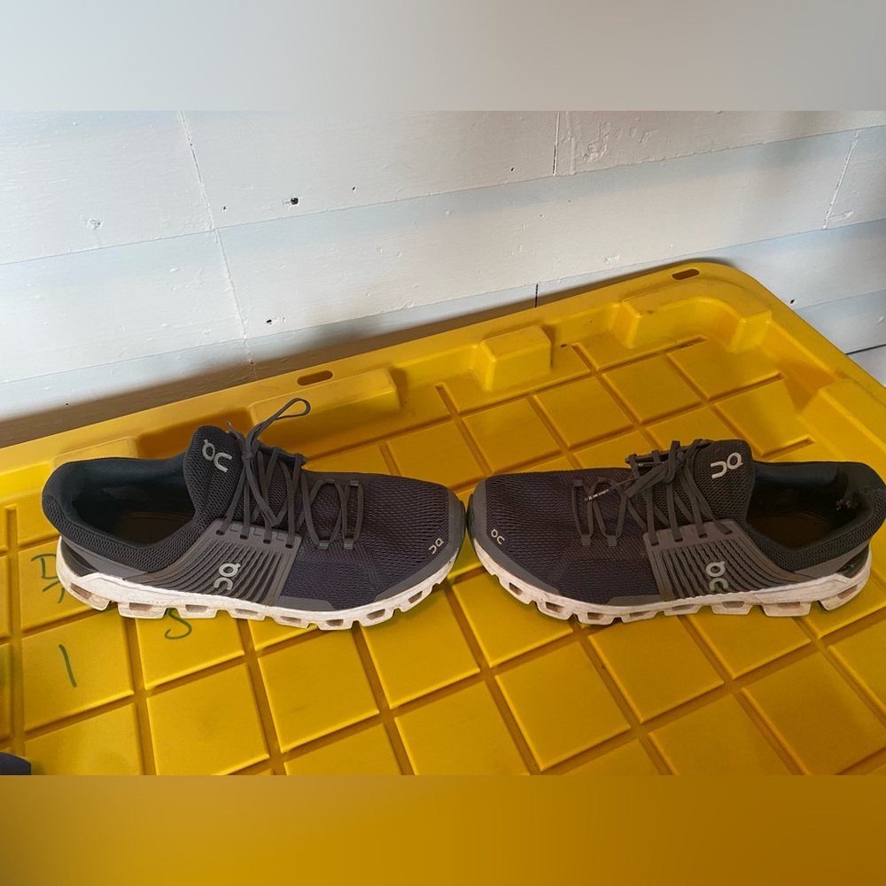 Oncloud men’s tennis shoes